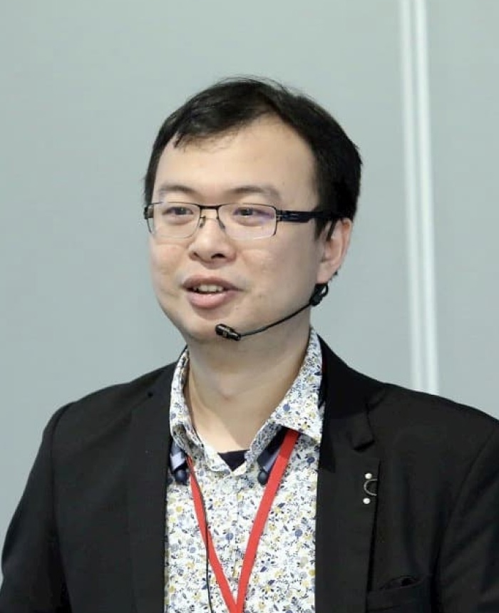 常務理事 李佳憲